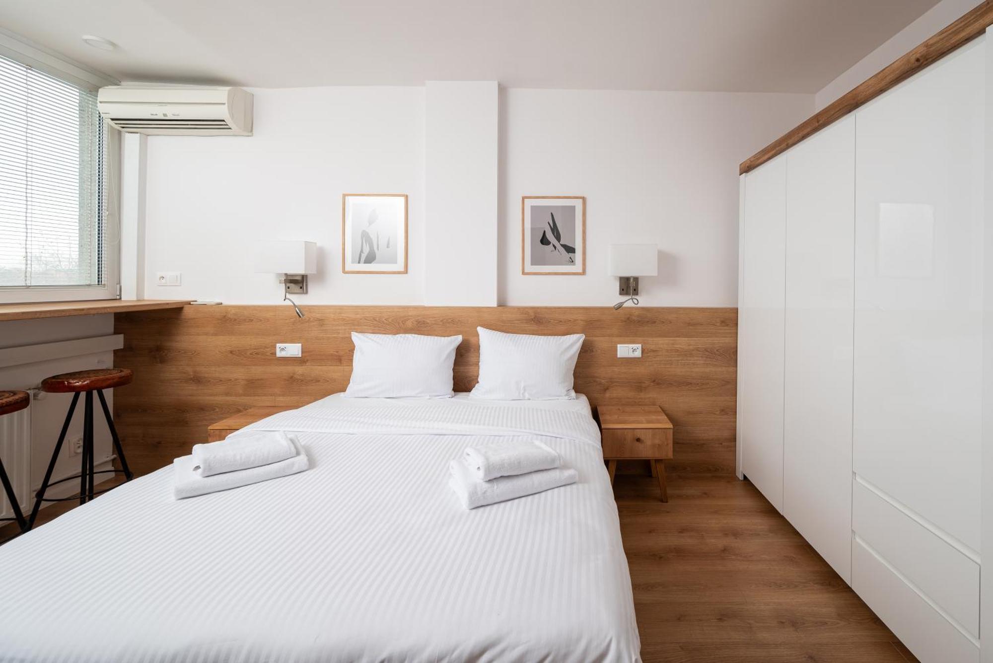Krasinski Garden Comfort Apartment Warsaw Exterior photo